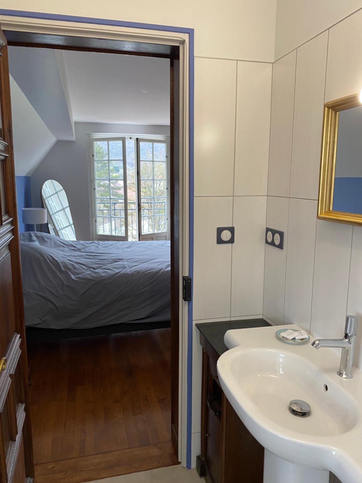 Bed and Breakfast Longue Vue En Arbois Exterior foto